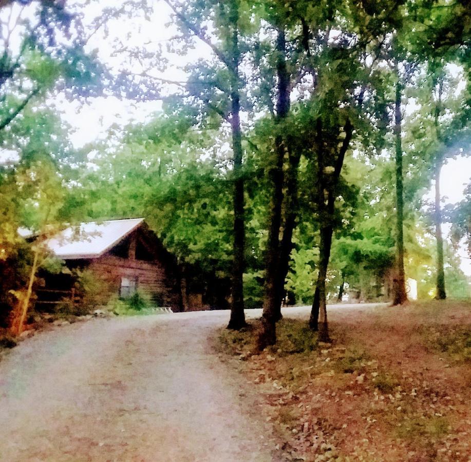 Cherokee Mountain Log Cabins Eureka Springs Bagian luar foto