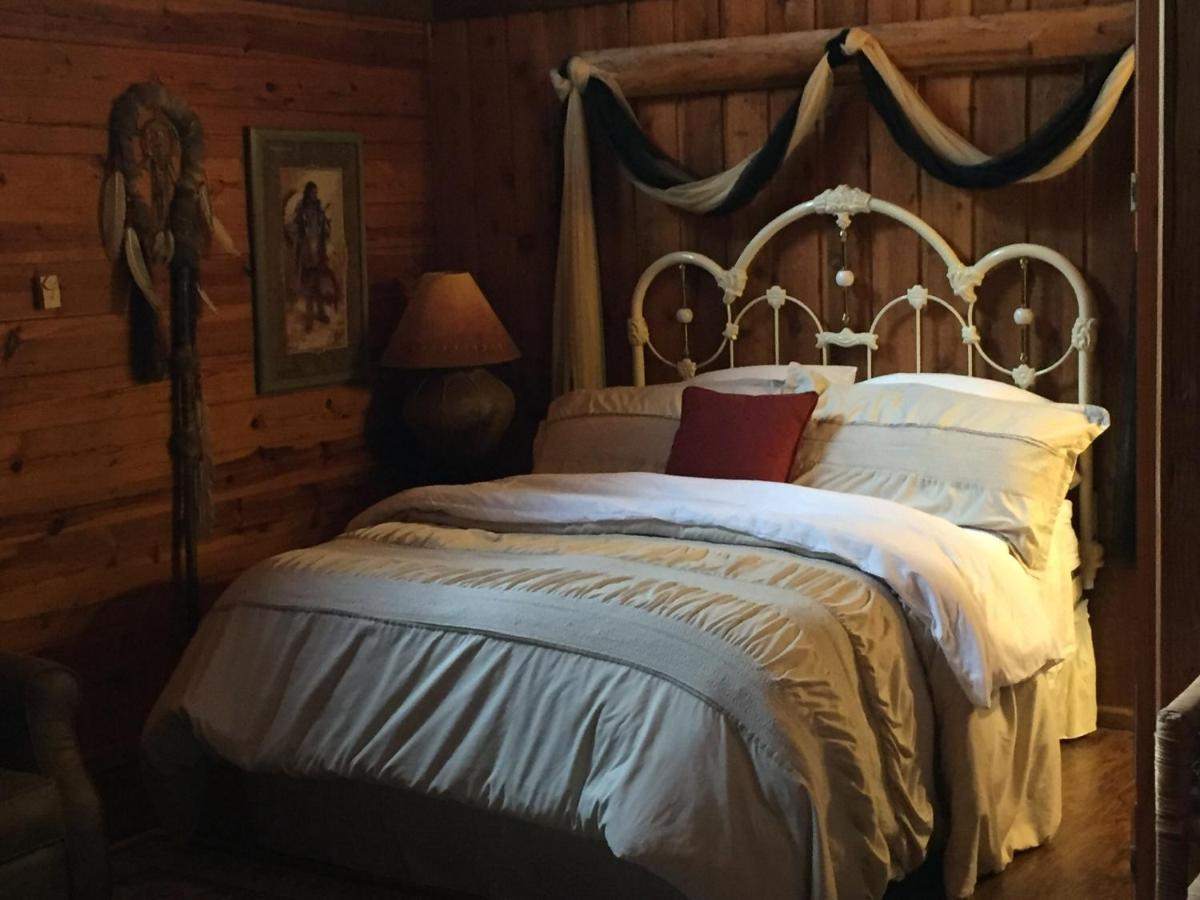 Cherokee Mountain Log Cabins Eureka Springs Bagian luar foto