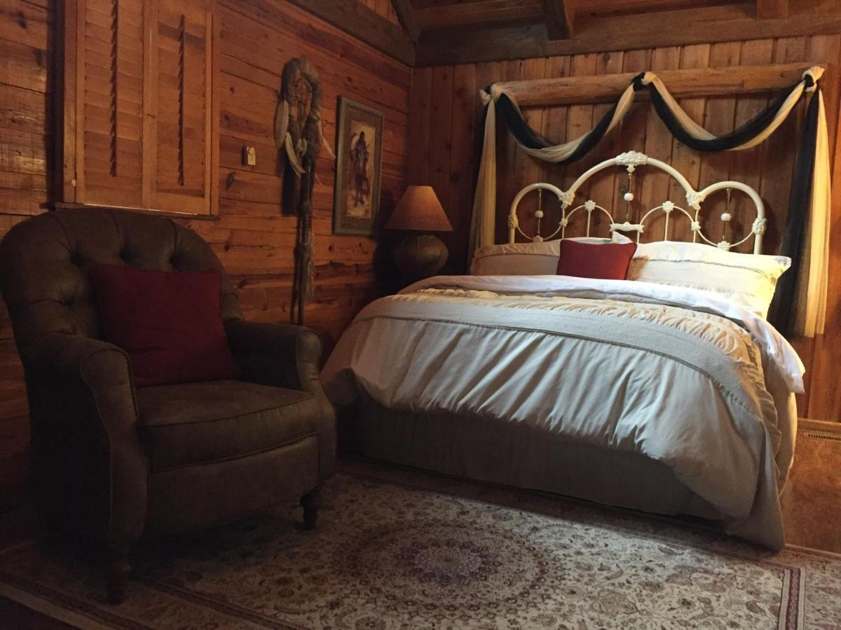 Cherokee Mountain Log Cabins Eureka Springs Bagian luar foto
