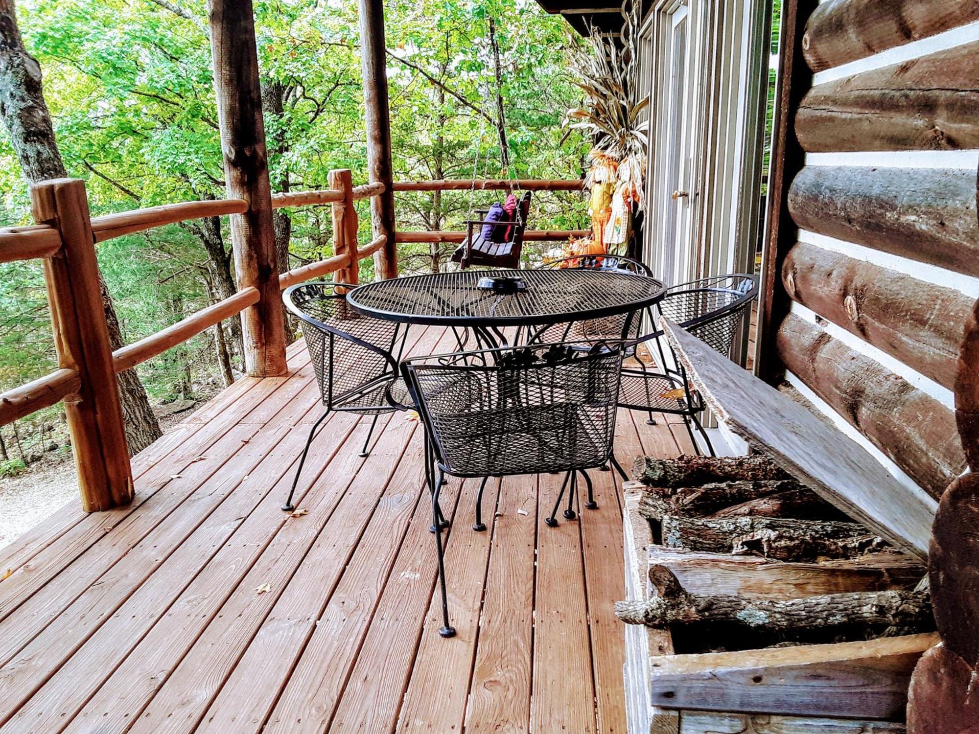 Cherokee Mountain Log Cabins Eureka Springs Ruang foto
